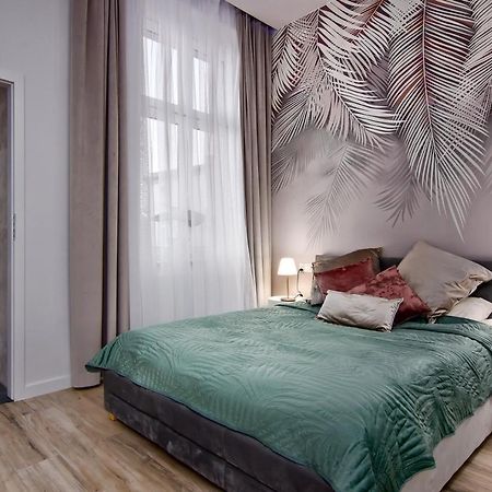 Apartament Bialy Z Jacuzzi Krasków Eksteriør bilde